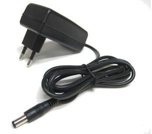 AC gelijkstroom van de 18 Wattsmacht de Muur van de Machtsadapter zet met PC Shell, Zwarte Kleur op