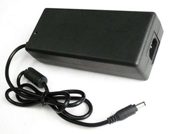 Van de LEIDENE van ETL SAA 12V 5A de Outputmacht Machtsadapter 12-300W met Frequentie 50-60HZ