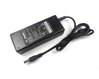 de Machtsadapter van 60W 5A 12v voor kabeltelevisie-Camera/LEIDENE Stroken, ABS het Materiaal van PC