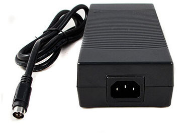 60W 100W Ac Gelijkstroom van de 12 Voltvoeding/Omschakeling Machtsadapter Lichtgewicht