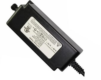 De muur zet Ac Gelijkstroom LEIDENE Machtsadapter/AC Input Geleide Strook Lichte Adapter op Lichtgewicht
