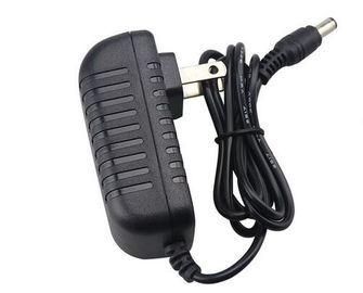 De muur zet AC gelijkstroom Laag de Rimpelingslawaai van de Machtsadapter 12V 1A met 4,8 * 1.7mm Schakelaar op