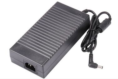12v 8a van de de Machtsadapter van de 96 Wattsdesktop AC gelijkstroom Machtsadapter met 5.5*25mm gelijkstroom Schakelaar