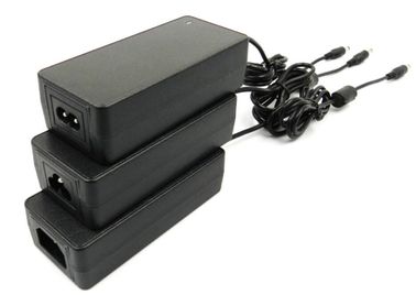 DOE van 12V 5A 60Watt Niveau VI machtsadapter, de voeding van IP30 60Watt, verklaard Ce UL