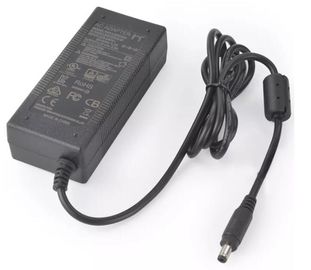 DOE van 12V 5A 60Watt Niveau VI machtsadapter, de voeding van IP30 60Watt, verklaard Ce UL