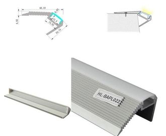 Van het LEIDENE de verspreider Aluminiumprofiel voor treden voor van het LEIDENE dekking van PC strokenprofiel de Duidelijke Berijpte Melkachtige